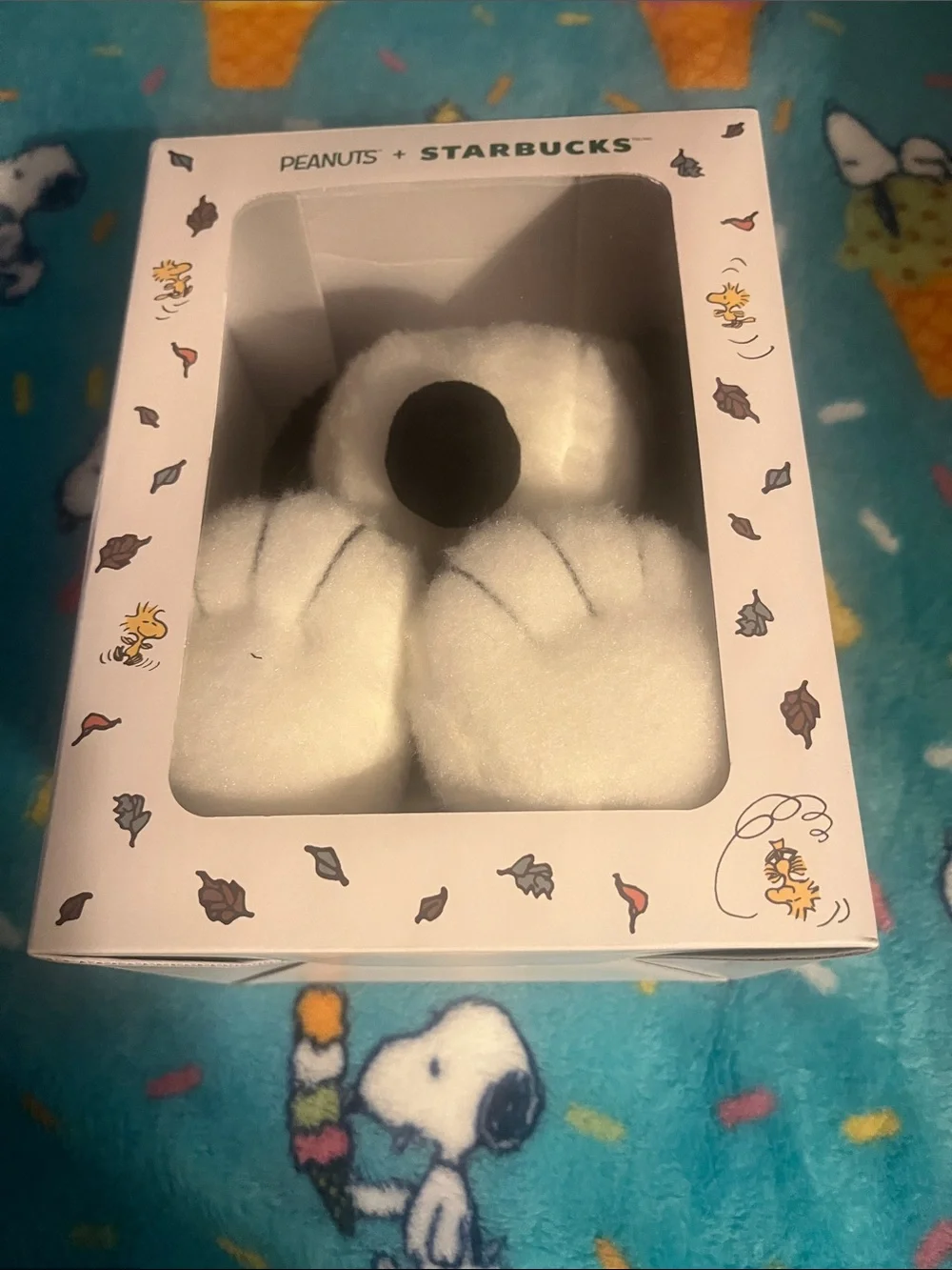 Peanuts x Starbucks Snoopy Plush Bath & Body Accessory - White